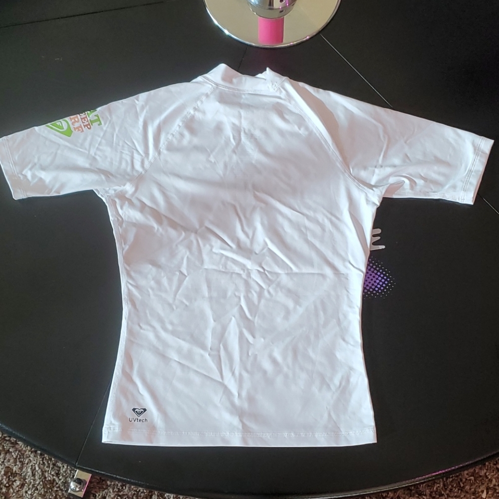 Roxy Rashguard top - Picture 2 of 6
